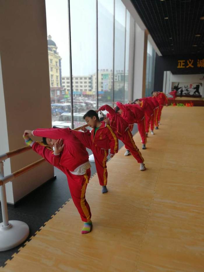 延吉市欢乐宫跆拳道武术馆(,)招生幼儿班,小学