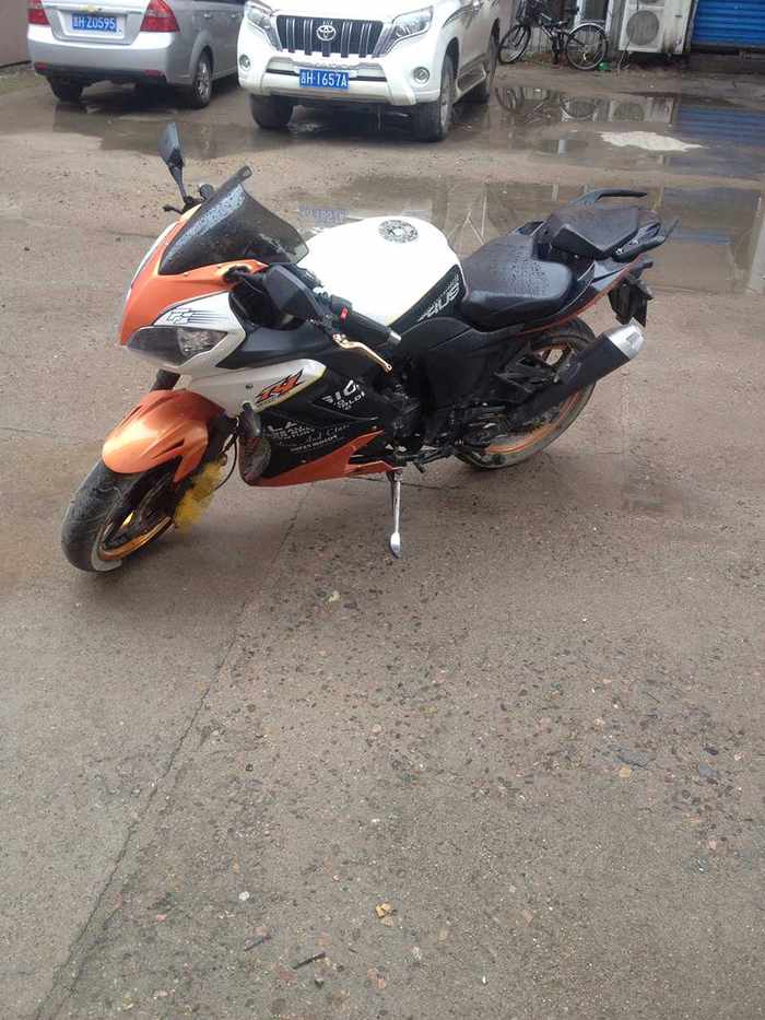 [延吉市]摩托车 公路赛 趴赛 200c 地平线