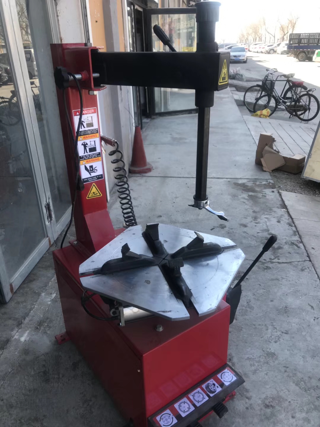 [白城市]出售扒胎机新机器就用了3次现低价出售