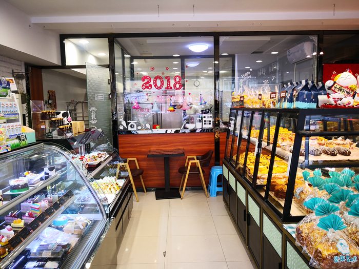 红旗街商圈盈利蛋糕店出兑